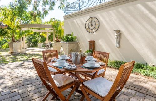 Cape Town Apartment | Aloe Cottage at Ibis House