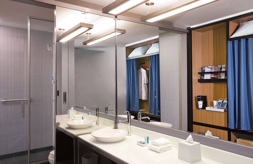 Las Colinas Hotel | Aloft Las Colinas