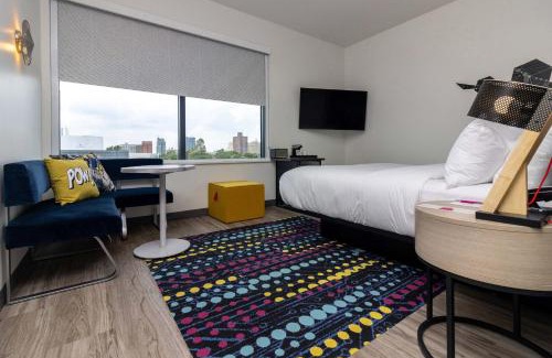 Central West End Hotel | Aloft St. Louis Cortex