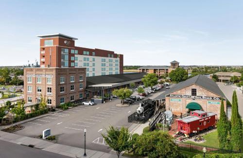 Downtown Wilmington Hotel | Aloft Wilmington at Coastline Center