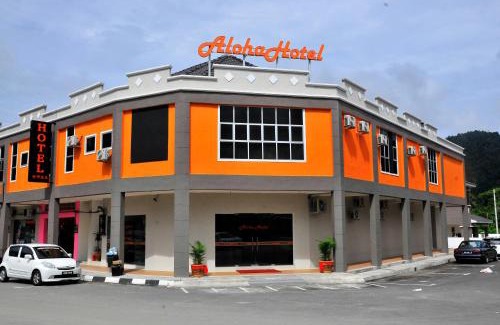 Kampung Tebing Rabak Hotel | Aloha Hotel