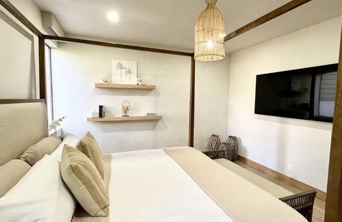 Wailea Apartment | Aloha Moon - A Chic and Dreamy Modern Tropical Hideaway!
