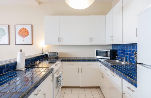 Downtown Honolulu Condo | Alohana Executive Centre 1120 in the Heart of Downtown Honolulu