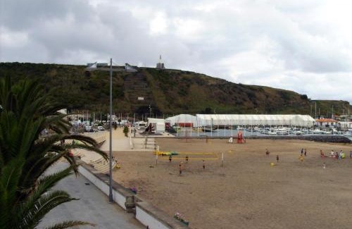 Praia da Vitoria Apartment | Alojamento Vila Flor