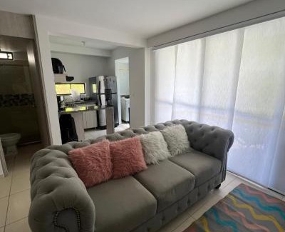 La Tebaida Apartment | Alojamiento Familiar Premium - Con Piscinas, Jacuzzi y Capacidad 13 - By Molca Travel