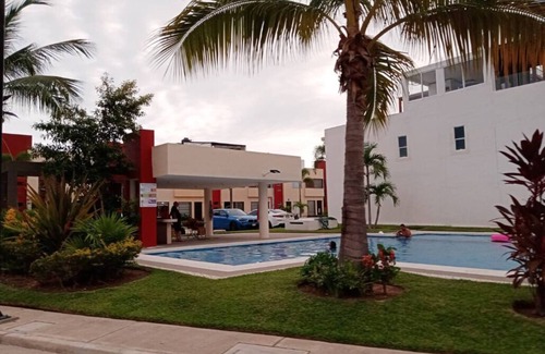 Puente del Mar House | Alojamiento Entero Vacacional con Piscina en Acapulco, México