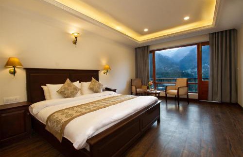 Manali Resort | Aloka Resort