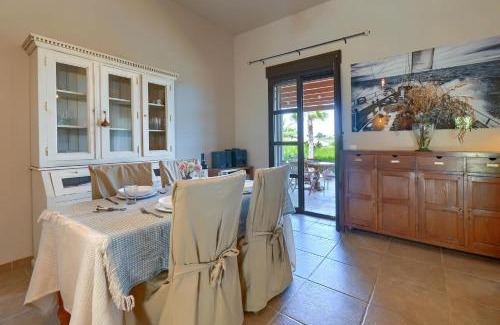 Cansalades Villa | Alondra