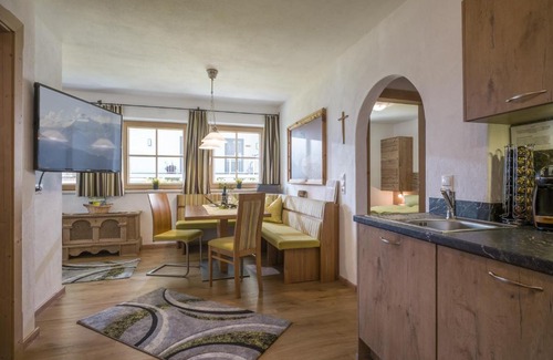 Hippach Apartment | Alpen Appartement Relax