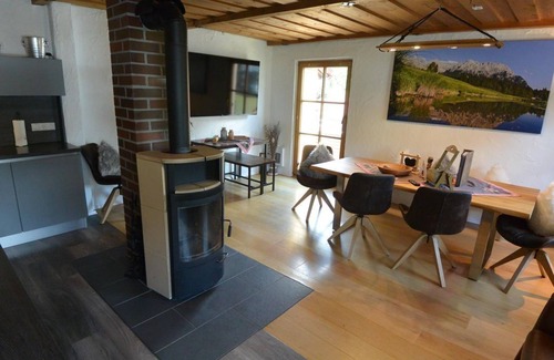 Mittenwald Apartment | Alpenchalet Karwendel - Apartment - 4 bedrooms/2 bathrooms/shower and bath, WC