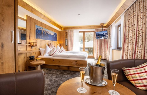 Oberau Hotel | Alpenhotel Denninglehen