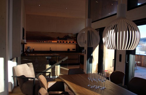 Unterschonau Apartment | Alpenlodges Chalet Zirbe, 200 qm, 3 Schlafzimmer, 3 Bäder, Sauna, Terrasse und Balkon