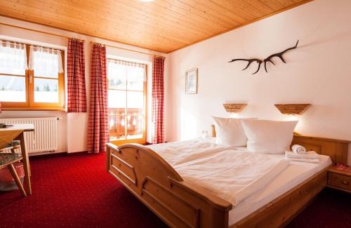 Ramsau bei Berchtesgaden House | Alpenpension Ettlerlehen