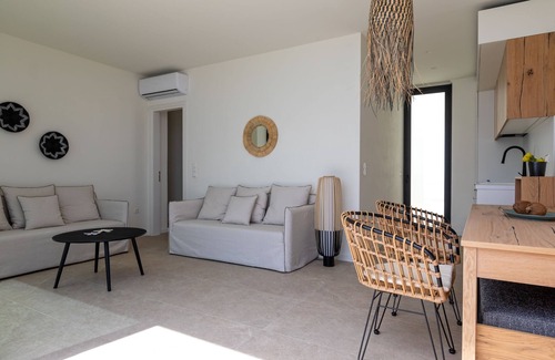 Karystos Villa | Alpha VIlla | S Cave Villas Seaside Karystos