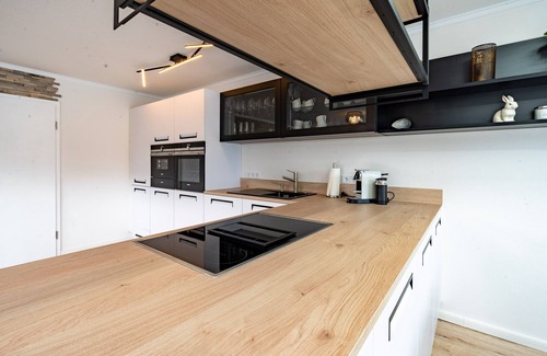 Sonthofen Apartment | Alpine aster 2