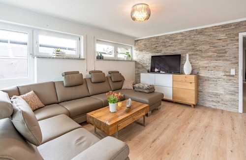 Sonthofen Apartment | Alpine aster 2