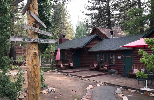 Big Bear Lake Apartment | Alpine Getaway - Eagle's Nest Rustic Cabin