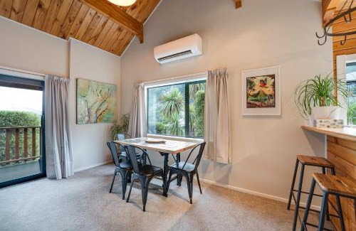 Closeburn House | Alpine Hideaway - 3 Bedroom