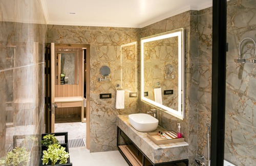 Sidhpur Hotel | Alpine hotel and villas