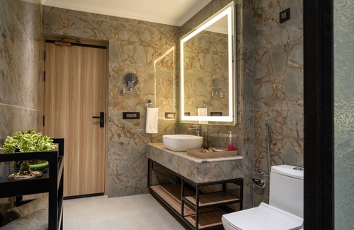 Sidhpur Hotel | Alpine hotel and villas