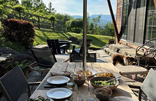 Moscow House | Alpine Overlook - A Contemporary Mountain Getaway in Stowe