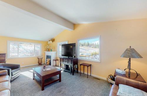 Breckenridge House | Alpine Privacy