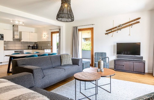 Abondance Apartment | Alpine Retreat w/Sauna