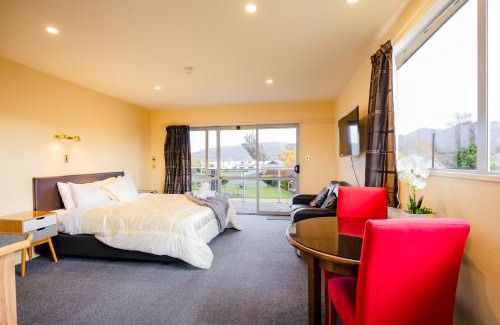 Te Anau Hotel | Alpine View Motel
