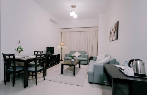 Al Wahdah Apartment | Alraya Homes - One-Bedroom Apartment 2