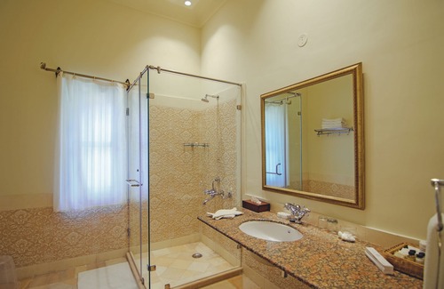 Sindhi Camp Hotel | Alsisar Haveli - A Heritage Hotel
