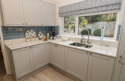 Freshwater Cottage | ALTAIR, family friendly, character holiday cottage in Freshwater