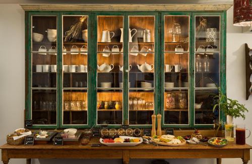 Tavira Hotel | Altanure Almatere - Food Forest Boutique Stay