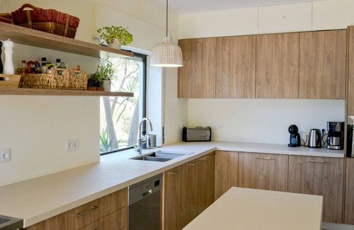 Praia da Luz House | AltaVista Lodge in Praia Da Luz - sleeps up to 26 people