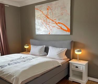 Mitte Apartment | Altbaucharme Deluxe mit Balkon