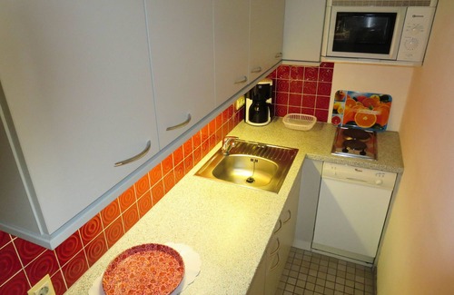 Norderney Apartment | Alte Teestube - Central city location right by the sea with sauna and pool