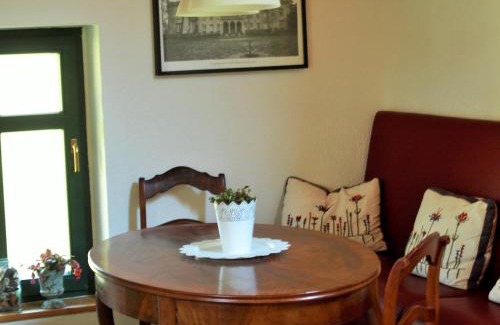 Garzau Apartment | Altes Forsthaus Garzau