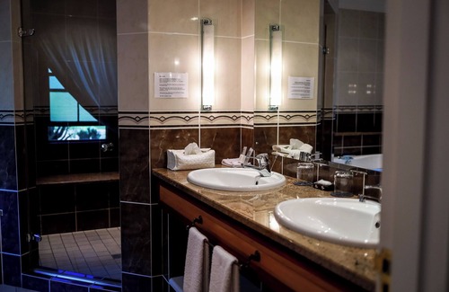 Schoemanshoek Bed & Breakfast | Altes Landhaus Country Lodge