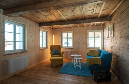 Heiligkreuz House | Altes Pächterhaus First