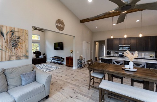 Wright City House | Altitude Adjustment - New Treehouse at Innsbrook