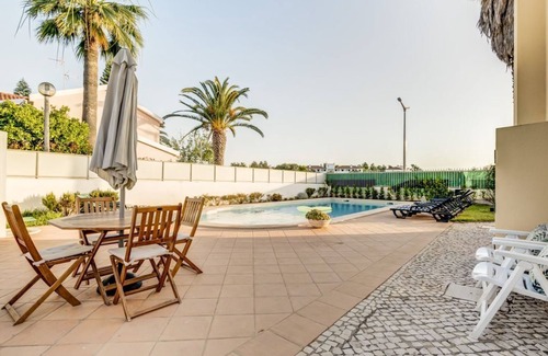 Altura House | Altura Prime-Villa w/Private Pool 500m from Beach