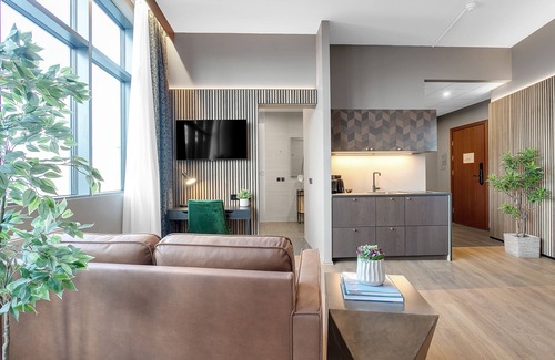 Haaleiti Hotel | Alva Hotel