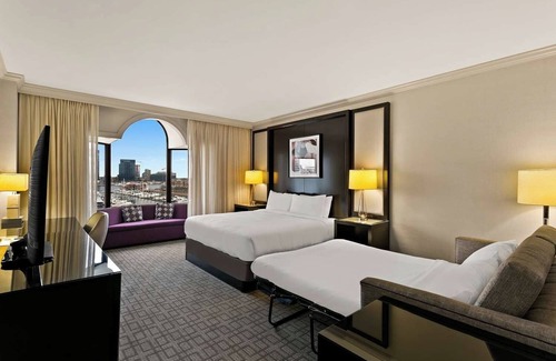 Downtown Baltimore Hotel | Always a Great Idea To Unwind! Near The Baltimore Museum of Art, Pet-Friendly