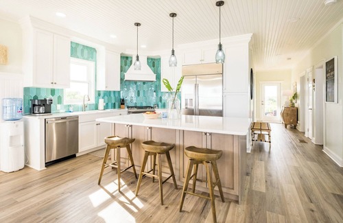 Hope Town House | Always Wendy - Luxurious Beachfront Home With Private Pool