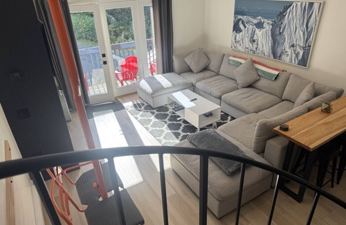 Alyeska Apartment | Alyeska Slope-Side Sanctuary