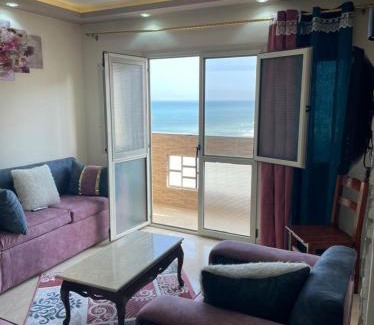 Al-'Amriyah Apartment | Alzohour Family condo with panoramic sea view