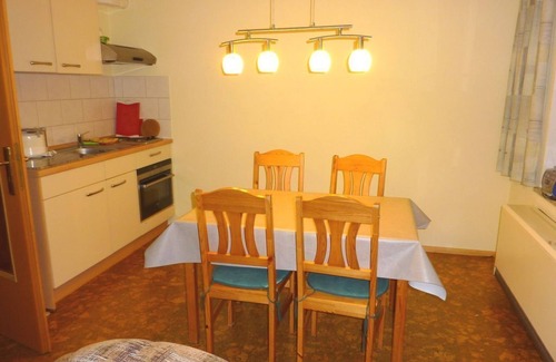 Burg-Dorf Apartment | Am Feldrain, 2 Schlafr., Wohnr./küchenz., Du/wc - Penkehof Spreewald