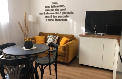 Ancona Apartment | AMA HOMe, apartment with terrace in the heart of Ancona