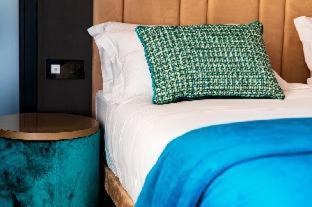 Naples City Centre Hotel | Amadomus Luxury Suites