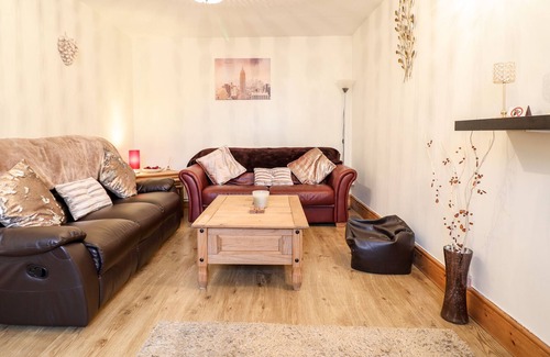 Porthmadog House | AMANDA, family friendly, character holiday cottage in Porthmadog