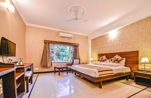 Udaipur District Hotel | Amantra Shilpi Resort & Spa